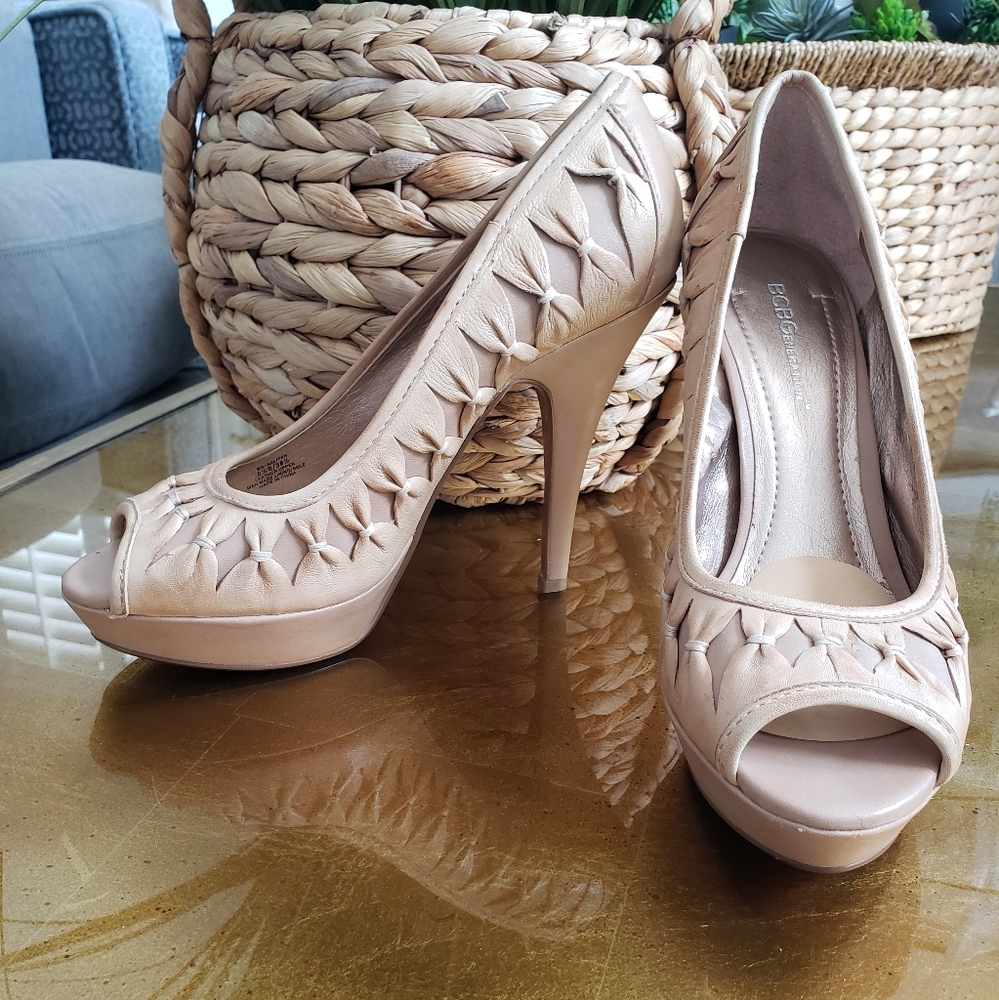 BCBG Women's Nude Peep Toe Heels